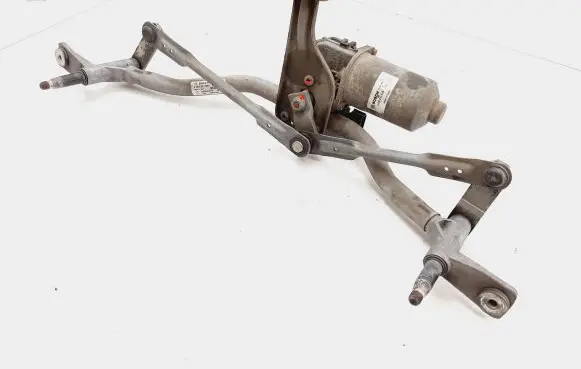 Renault Trafic III (X82) Front wiper linkage and motor 3397021666 288004907R 0390243508