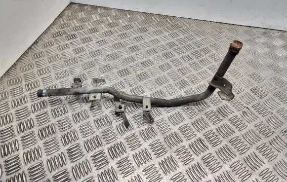 Nissan Almera Tino Engine coolant pipe/hose