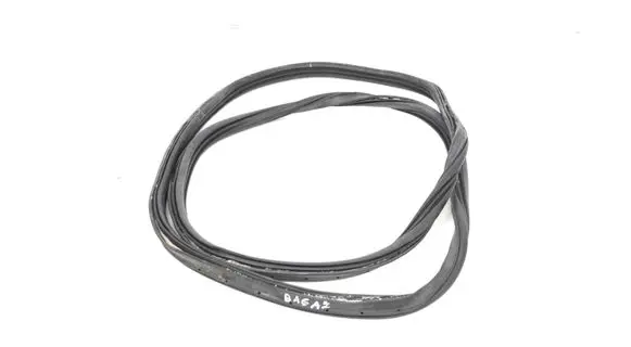 Trunk rubber seal (body)