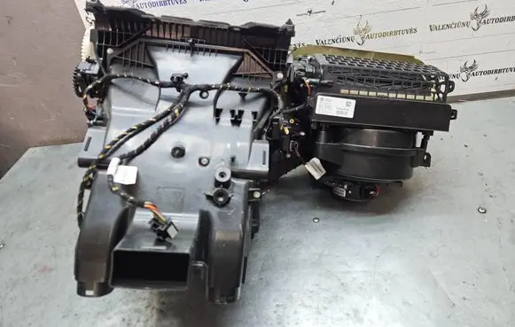 Opel Insignia A Interior heater climate box assembly 13345110 273910732 05400123