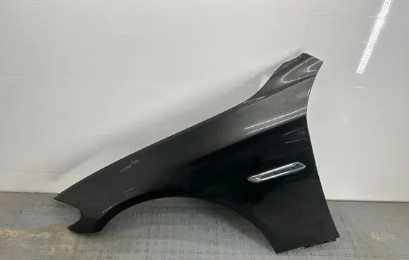 BMW 5 F10 F11 Fender