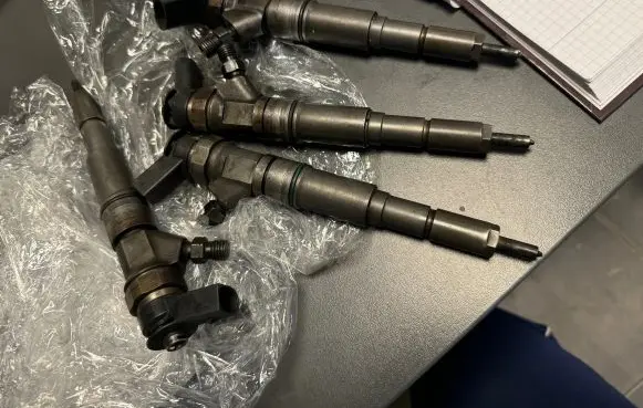 Peugeot 2008 II Fuel injector 0445115027 3262 48514