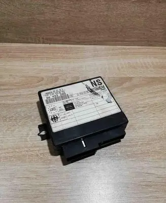 Opel Omega B1 Comfort/convenience module 90493285