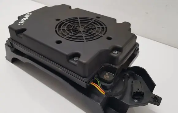 Opel Crossland X Subwoofer speaker 9809816880 9815470180 467597050