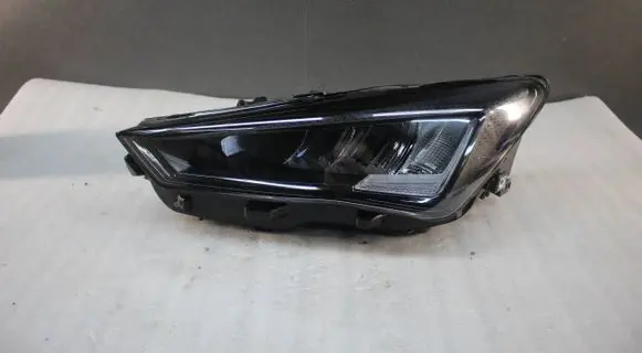 Seat Leon IV Headlight/headlamp 5FB941005D 22593 90188480