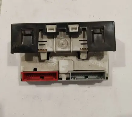 Renault Clio II Screen/display/small screen 8200028364