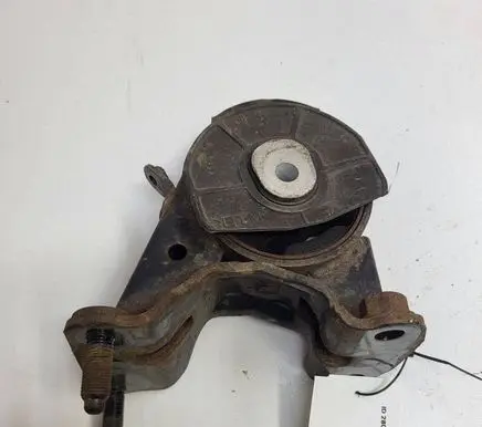 Lexus NX Engine mount bracket 1T086102