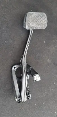 Mercedes-Benz A W176 Brake pedal A2462900501