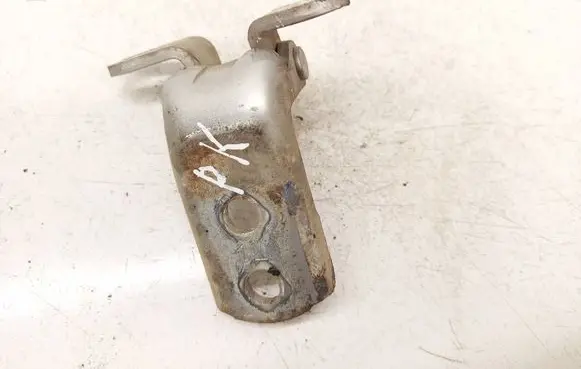 Toyota Avensis Verso Front door upper hinge