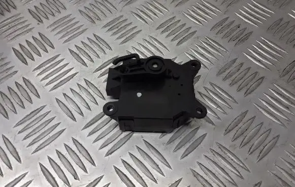 Nissan Micra A/C air flow flap actuator/motor N100464D