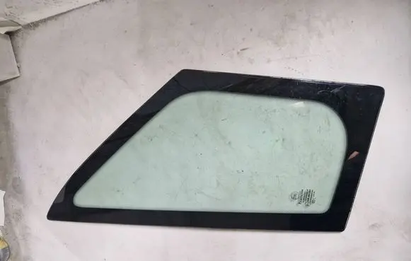 Fiat Ducato Front door vent window glass four-door 