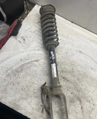 Mercedes-Benz ML W164 Front shock absorber with coil spring A1643203413