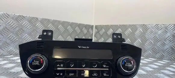 KIA Sportage Climate control unit 972503U900
