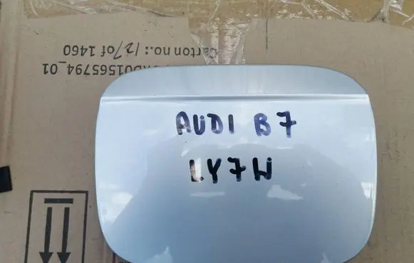 Audi A4 S4 B7 8E 8H Fuel tank cap