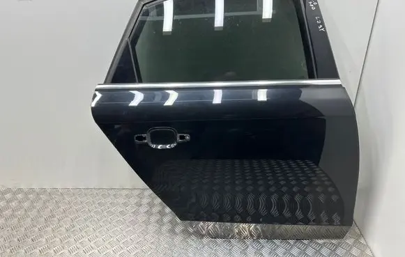 Rear door