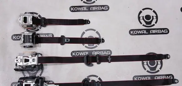 Audi A6 S6 C8 4K Set of seat belts 