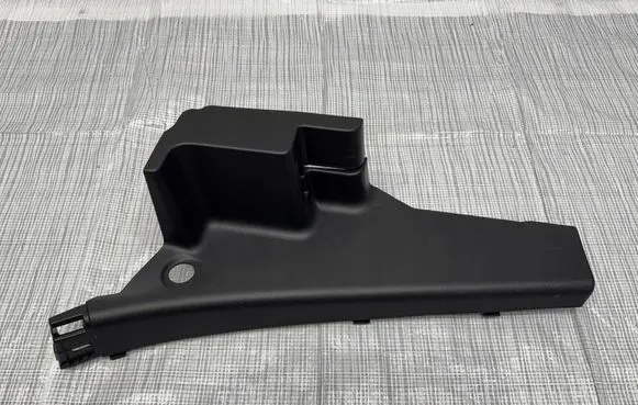 Mercedes-Benz X-class W470 Wiper trim 769395XA0A