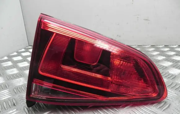 Volkswagen Golf VII Rear/tail lights 5G0945093AE