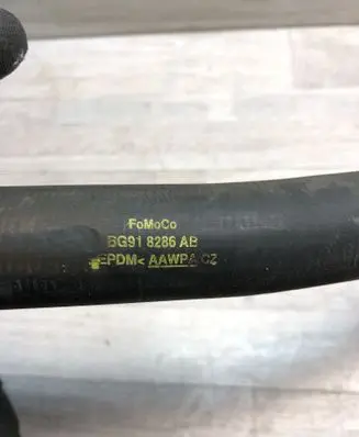 Volvo V60 Engine coolant pipe/hose BG918286AB