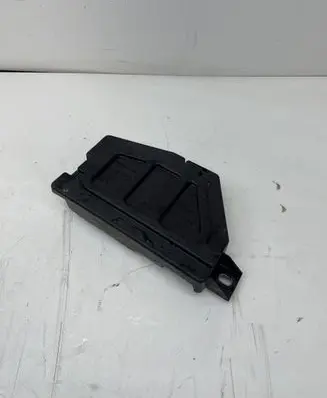 Renault Trafic III (X82) Fuse box cover 227A63575R