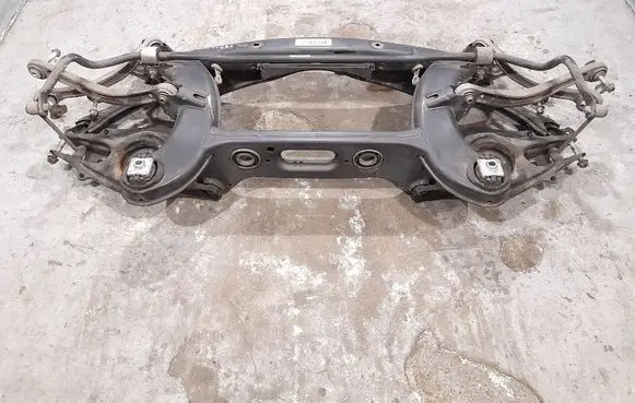 Mercedes-Benz E W212 Rear axle beam 2123503201 2043500141