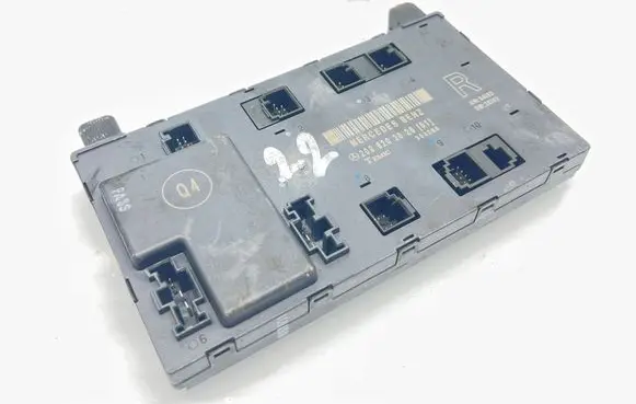Mercedes-Benz CLK A209 C209 Door control unit/module 2098202026