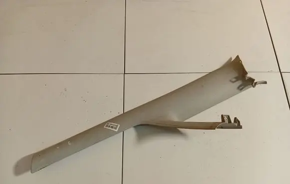 Volkswagen Sharan (C) pillar trim 7M3867233F