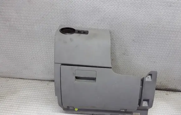 Volkswagen Touran I Glove box 1T1858365