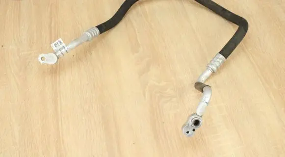Audi A5 8T 8F Air conditioning (A/C) pipe/hose 8T0260701M