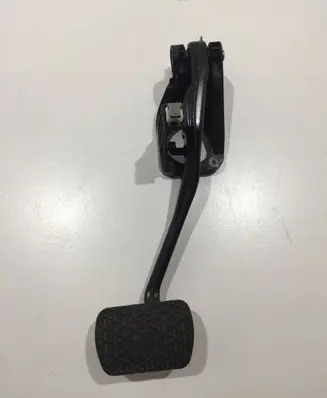 Mercedes-Benz A W176 Brake pedal A2462920208