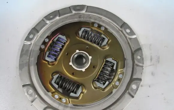 Citroen DS4 Clutch pressure plate 9834051780