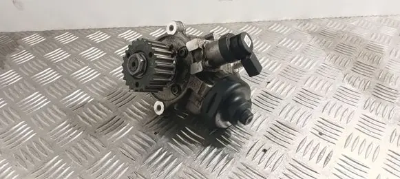 Audi A4 S4 B9 Fuel injection high pressure pump 04L130755E