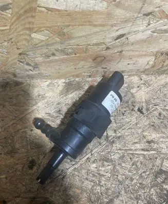 Audi A6 S6 C6 4F Headlight washer pump 3B7955681