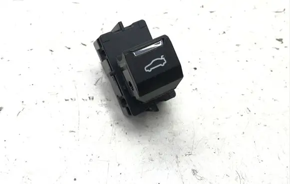 BMW X1 U11 Tailgate/boot open switch button 5A2BCB6