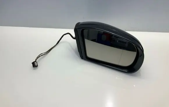 Mercedes-Benz C W203 Front door electric wing mirror