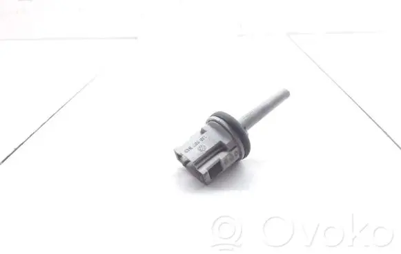 Audi A3 S3 8L Oil temperature sensor 1J0907543