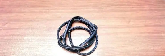 Ford Galaxy Rubber seal front door (on door) 
