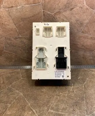 Mercedes-Benz Vito Viano W447 Central body control module A4479009509