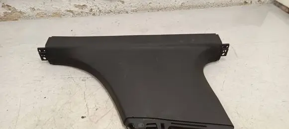 (B) pillar trim (bottom)