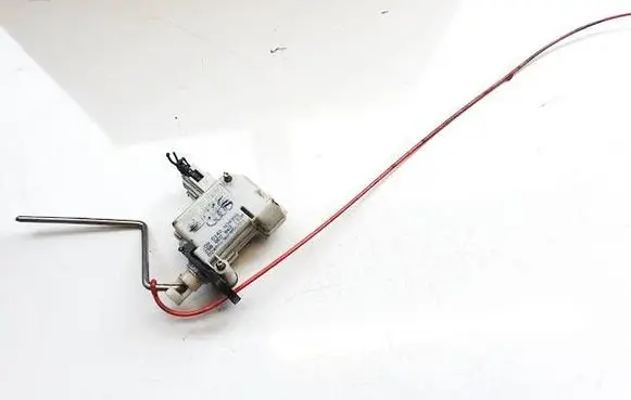 Seat Exeo (3R) Central locking motor 8e0862153a