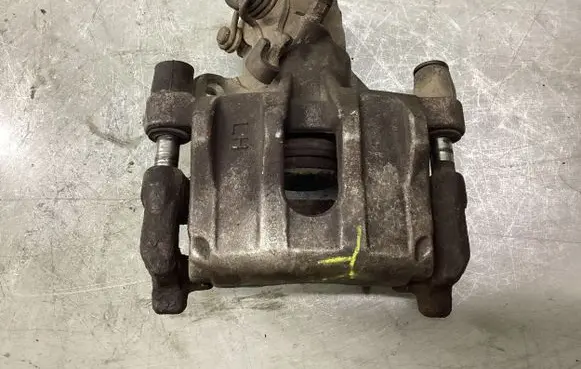 Ford Focus Front brake caliper 440066