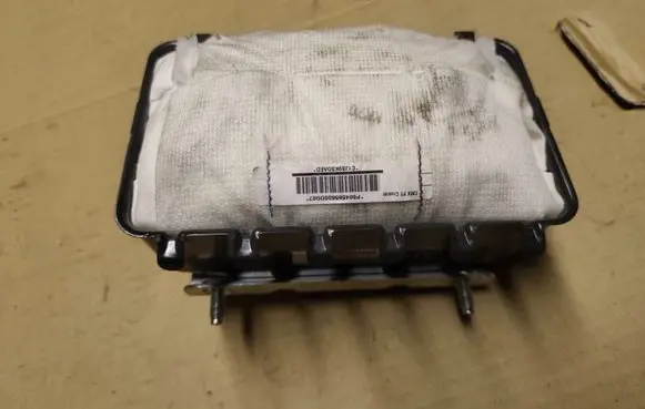 Chrysler PT Cruiser Passenger airbag P52029311AC