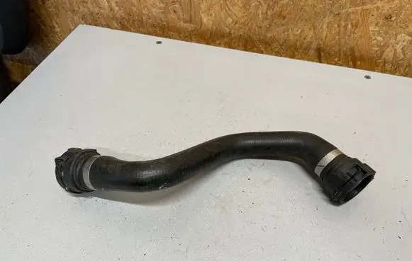 BMW 1 F20 F21 Intercooler hose/pipe 7811129