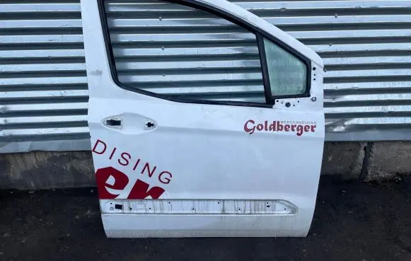 Ford Transit Courier Front door