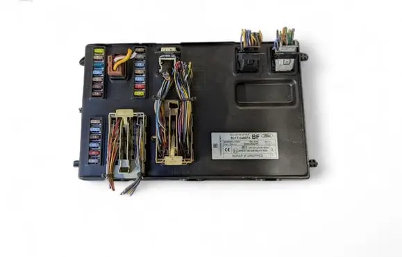 Ford Transit Fuse module 5WK48947P 8C1T-14A073-BF
