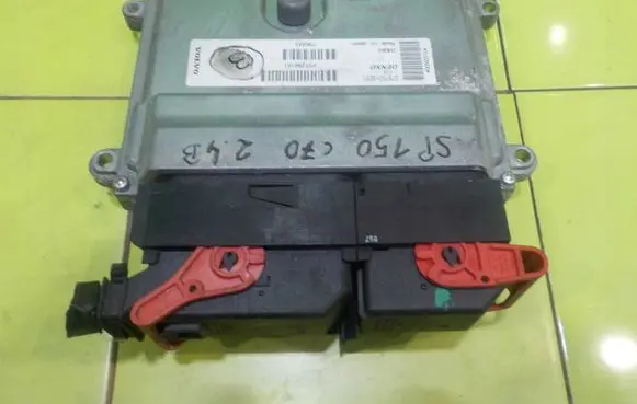 Volvo C70 Engine control unit/module 2797009291