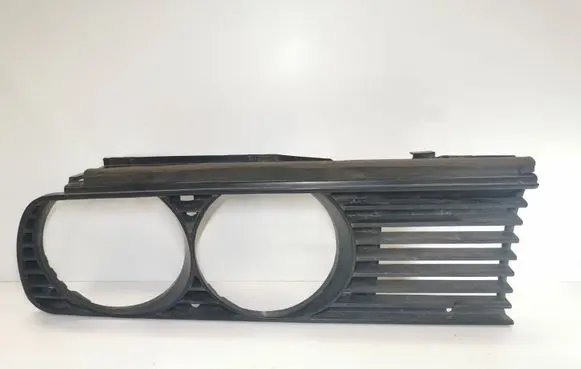 BMW 3 E30 Under headlight/headlamp trim 1876092