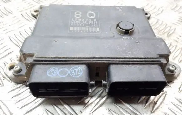 Mazda 3 I Engine control unit/module 2797003721 LFM218881B