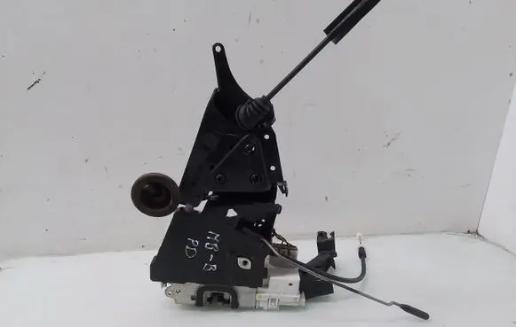 Mercedes-Benz B W245 Front door lock