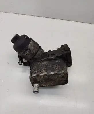 Land Rover Range Rover L322 Oil filter mounting bracket 2247204 879214